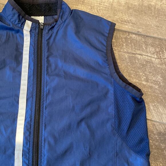 Nike Navy Blue Reflective Running Vest Women's Size M - Picture 3 of 11